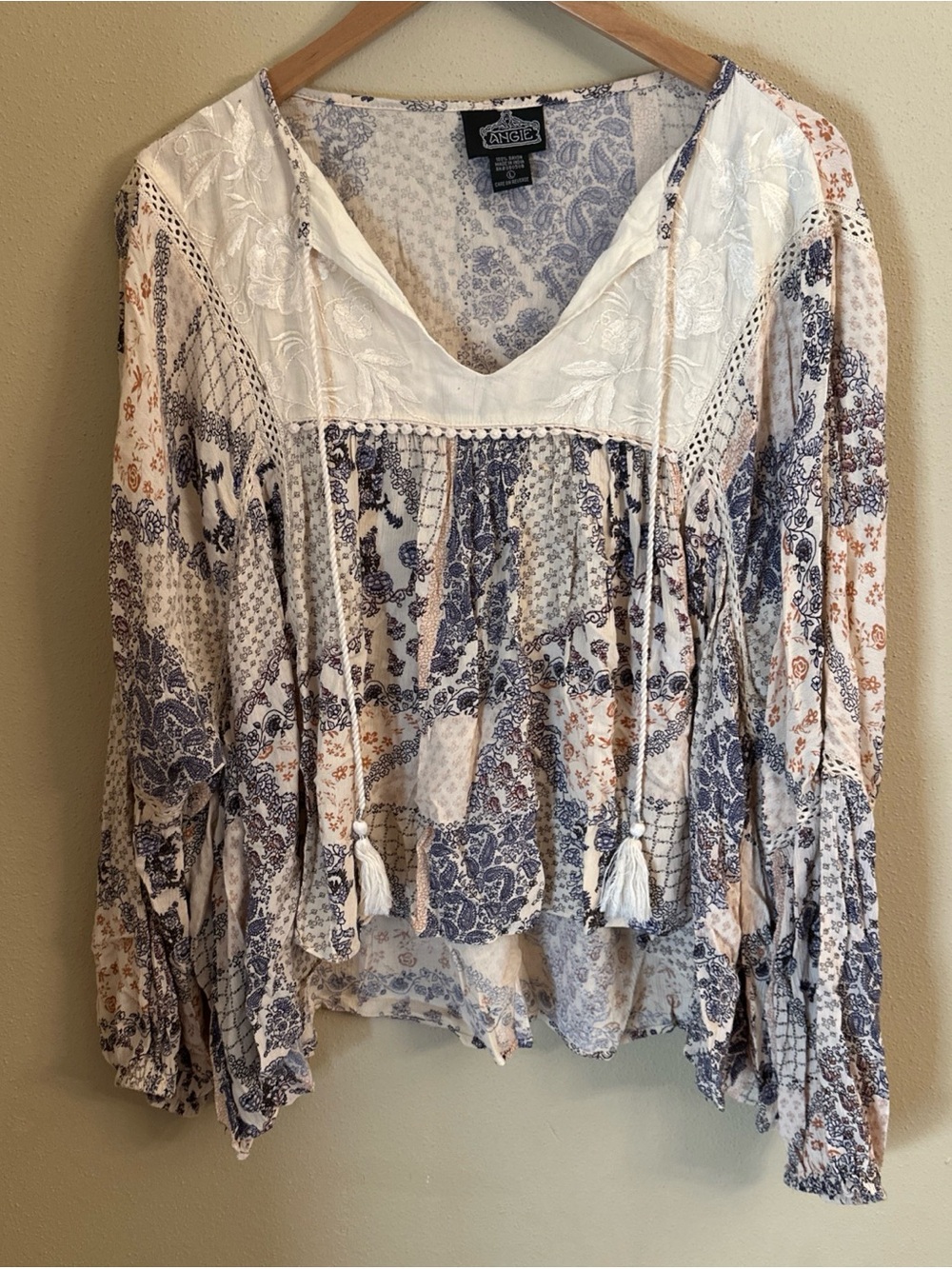 Angie Top blouse Size Large Flowy Boho Festival Southwestern Western Crochet